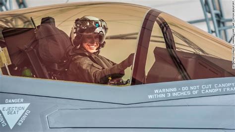 This Woman Is The First Female Marine To Pilot The F 35b Combat Jet Cnn