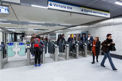 London Underground To Trial 4g New Civil Engineer