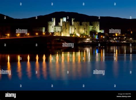 Conwy Castle And Town At Dusk Conwy Wales United Kingdom Europe