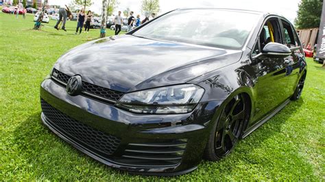 Vw Golf Vii Gti Black Is The New Black