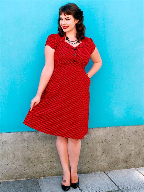 News Cherry Velvet Curvy Vintage Pin Up Dresses