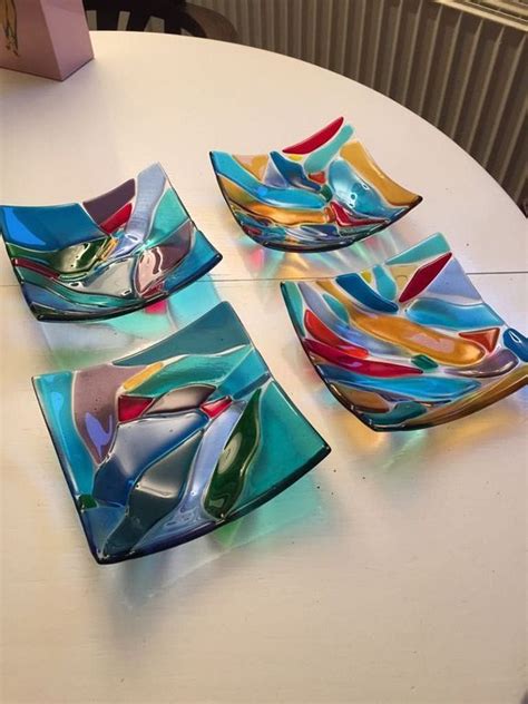 30 Fused Glass Art Ideas For Your Inspiration Fused Glass Art Fused Glass Jewelry Fused Glass