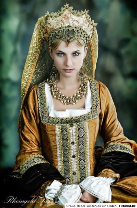 Princess 16th Century Dresses