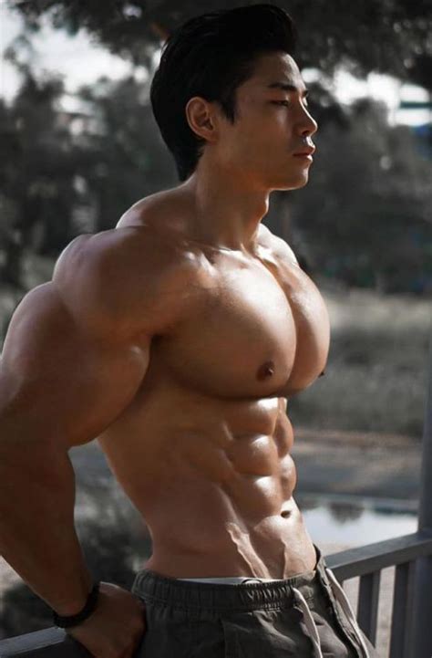 Male Macro Muscle Growth