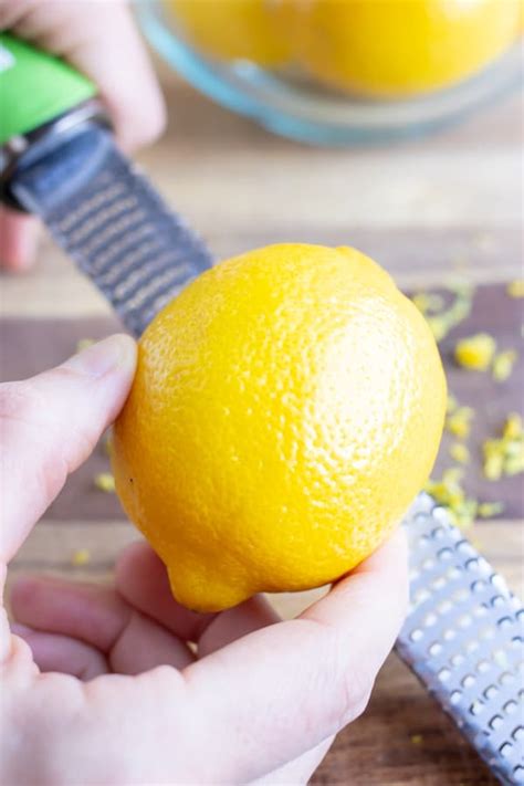 How To Zest A Lemon 5 Easy Ways Evolving Table