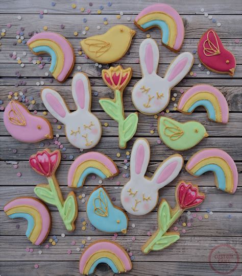 Iced Easter Biscuits — Custom Cake Classes