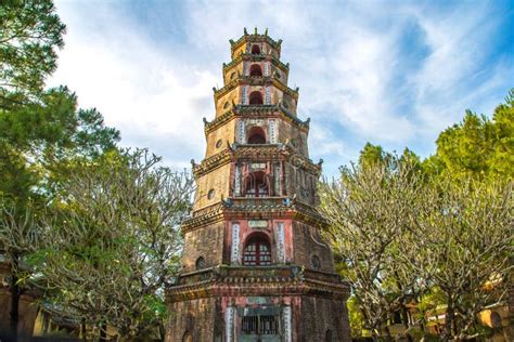 Thien Mu Pagoda In Hue Vietnam Stock Image Image Of Culture Chinese
