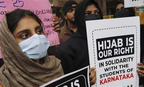 Hijab Ban In India Sparks Outrage Protests Human Rights Watch