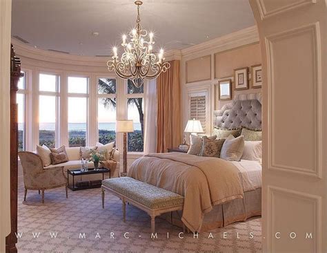 Green is one of the best colors to use in the bedroom because of how easily it blends with just about every other hue. Beautiful traditional master bedrooms 9 (With images ...