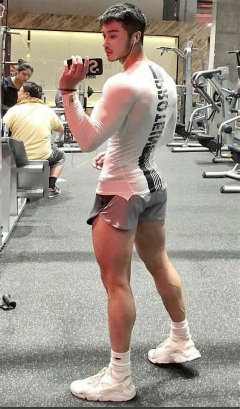 Men In Tight Pants Hunks Men Gym Guys Hommes Sexy Athletic Men