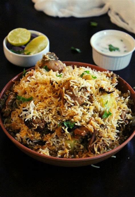 Pakistani Biryani Pakistani Chicken Biryani Yummy Indian Kitchen