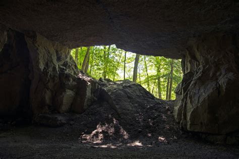 13 Stunning And Best Caves In New York With Secret Local Tips
