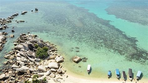 Kepulauan Belitung Surga Pecinta Pantai