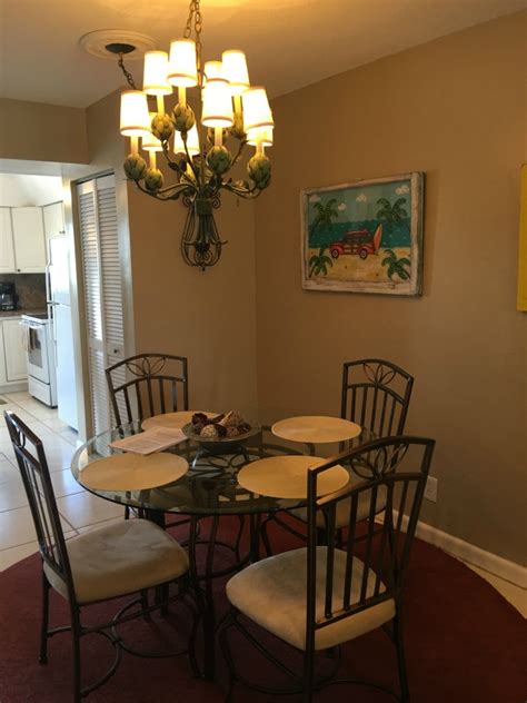 If you have a beach home or a seaside cottage, then you may be looking for dining room decor inspiration with a beachy flair. Coastal Dining Room Decor - The Lilypad Cottage