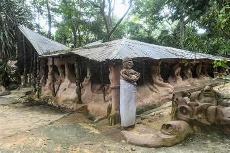 Sacred House In The Osun Osogbo Sacred Grove Unesco World Heritage Site Osun State Nigeria