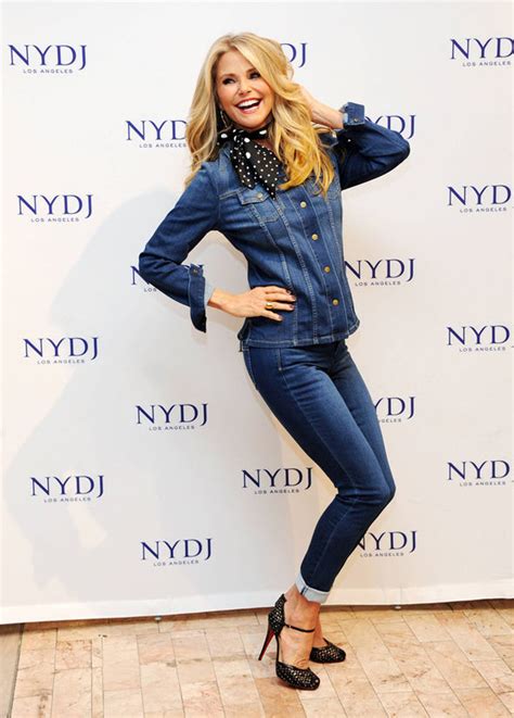Christie Brinkley 61 Shows Off Enviable Derriere In Skintight Jeans Celebrity News Showbiz