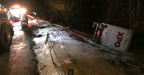 I-84 W in East Fishkill open after crash
