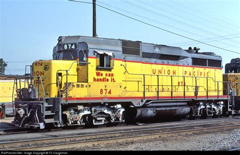 Up 874 Union Pacific Emd Gp30 At Colton California By Tc Caughman