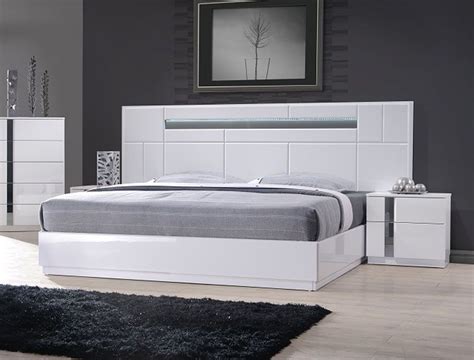 Wood Luxury Platform Bed With Long Headboard Houston Texas Jandm Pale