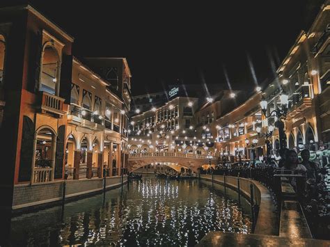 Venice Grand Canal Mall Taguig City Rphilippines