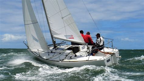 Features and photos of sailboats j 24. Perry Design Review: J/24 - boats.com