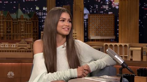 Pic Uploadde Zendaya Jimmyfallon720p2017062000020029