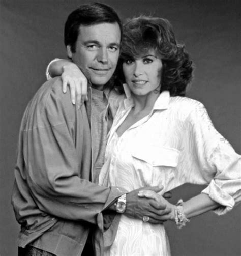 robert wagner and stefanie powers star as jonathan and jennifer hart on
