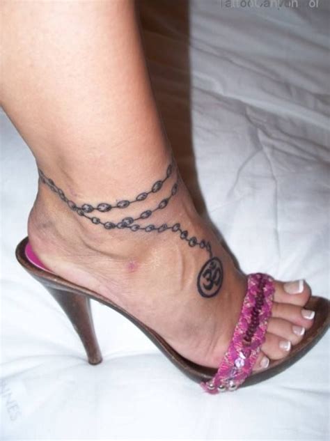 45 Anklet Tattoos With Beautiful And Diversifying Meanings Tattooswin