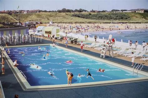 Why President Barack Obama Is Pictured Swimming In Tynemouth Outdoor