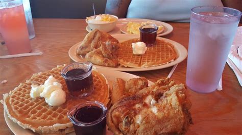 Roscoes Chicken And Waffles Pico Blvd Los Angeles California