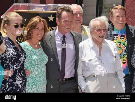 Bryan Cranston Star With Wife Robin Daughter Taylor And Dad Joe At The Ceremony Honoring