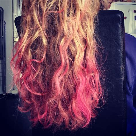Pink Dip Dye In Blonde Hair Haare