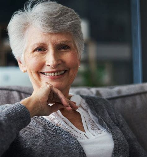 Fashion Hair Makeup For Older Women Senior Dating Travel Retirement