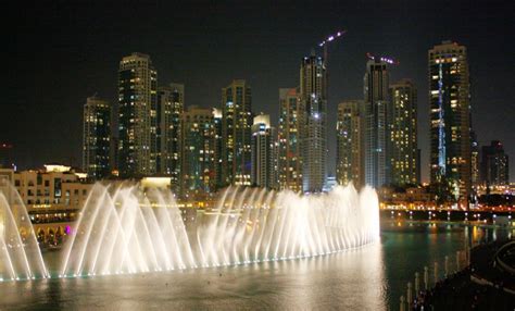 The Dubai Fountain Luxhabitat