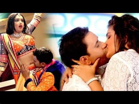 Amrapali Dubey Kissing Scene Bhojpuri Romantic Song