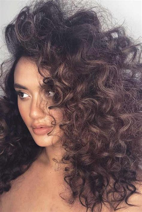 Your Curls Type Guide Figure Out Your Texture The Right Care Routine