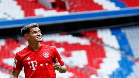 تأسس بايرن ميونخ في 27 فبراير 1900 على أيدي 11 لاعب كرة قدم بقيادة فرانز يون، وعلى الرغم من فوزه ببطولة الدوري 1932، لم يتم اختيار البايرن ليلعب في أول مواسم البوندسليغا بحلته الجديدة في عام 1963. بايرن ميونخ اللاعبون - Ø§Ù„Ø¨Ø±Ø§Ø²ÙŠÙ„ÙŠÙˆÙ† Ù ÙŠ ØªØ§Ø± ...