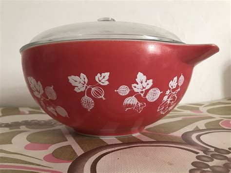 Vintage Jaj Pyrex Glass Red Coral Gooseberry Cinderella Mixing Bowl