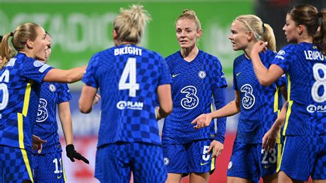 Wolfsburg 4 0 Chelsea Emma Hayes Says Covid 19 Fears Major Reason
