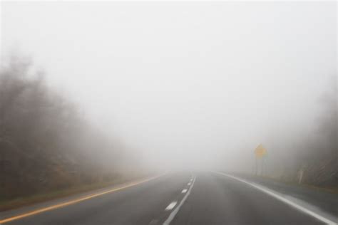 What Should You Do When Driving In Fog The Hiyacar Blog