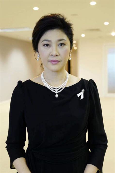 former thai prime minister yingluck shinawatra sentenced to five years