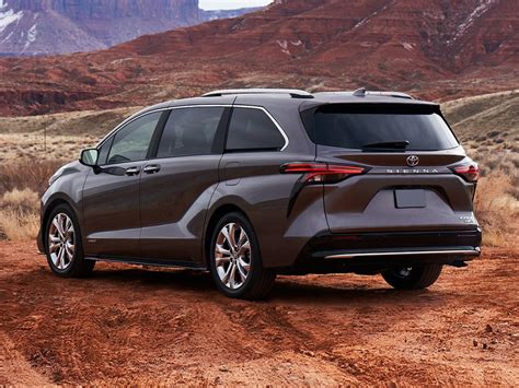 2023 Toyota Sienna Prices Reviews And Vehicle Overview Carsdirect