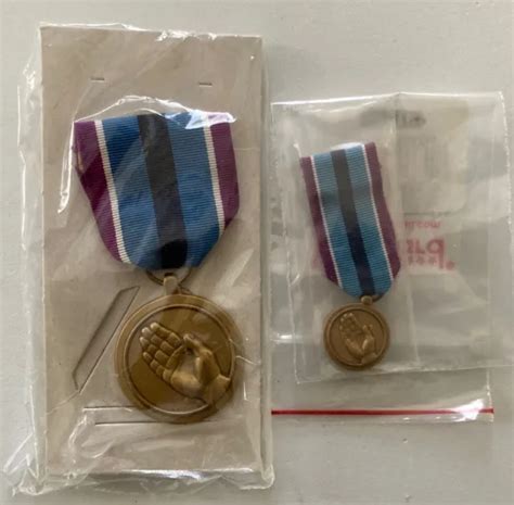 Us Humanitarian Service Medal Full Size And Mini Medal 1295 Picclick