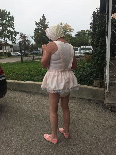 Does publix do wedding flowers. diapered and sent outside to play - so cute | Flower girl ...