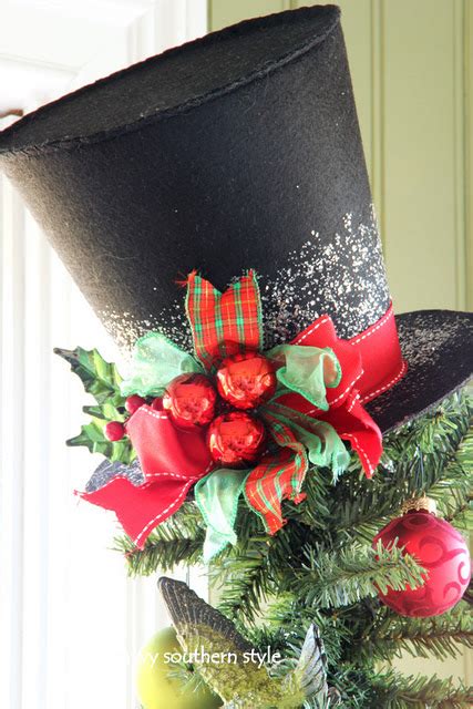 Cute Tree Topper Pinpoint