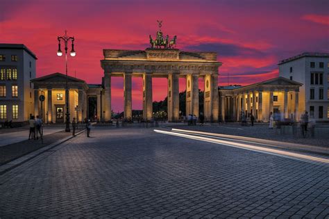 Berlin Brandenburger Tor Abend Kostenloses Foto Auf Pixabay