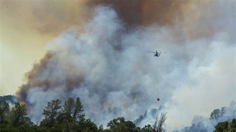 Northern California Fires County Fire Grows To 32500 Acres