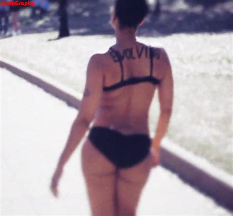 Naked Woman Walking Down The Street Picture Original Erykah