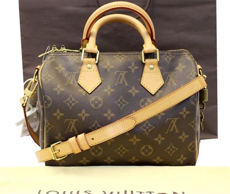 Authentic Louis Vuitton Monogram Speedy 25 Bandouliere Satchel Bag Tt1