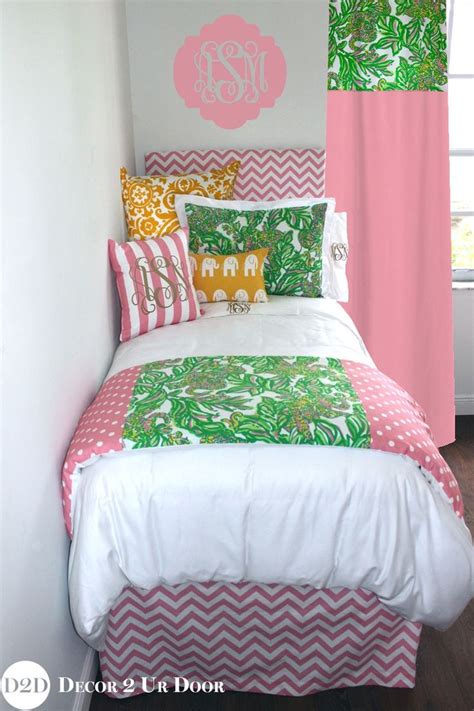 43 best lilly pulitzer bedding and lilly dorm decor images on pinterest